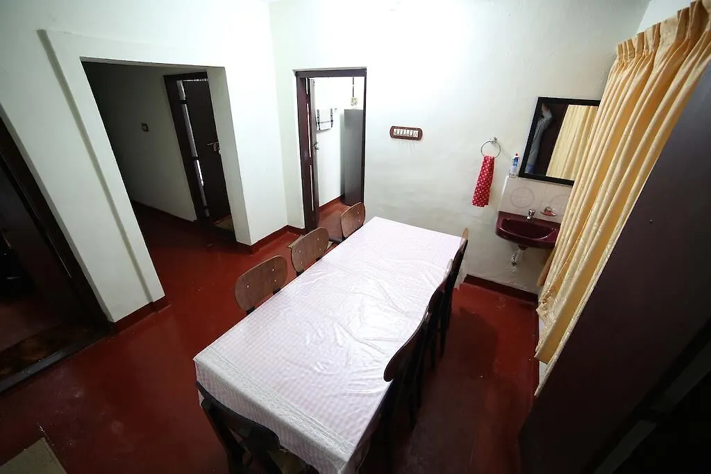 Aqua Lillies Kumarakom Homestay كوتايم 2*,  الهند